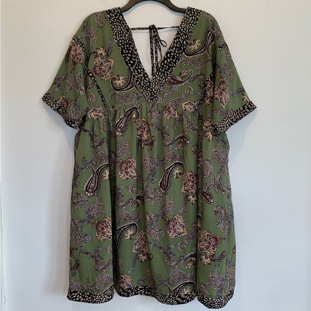 Entro Serene Stay Paisley Babydoll Mini Dress